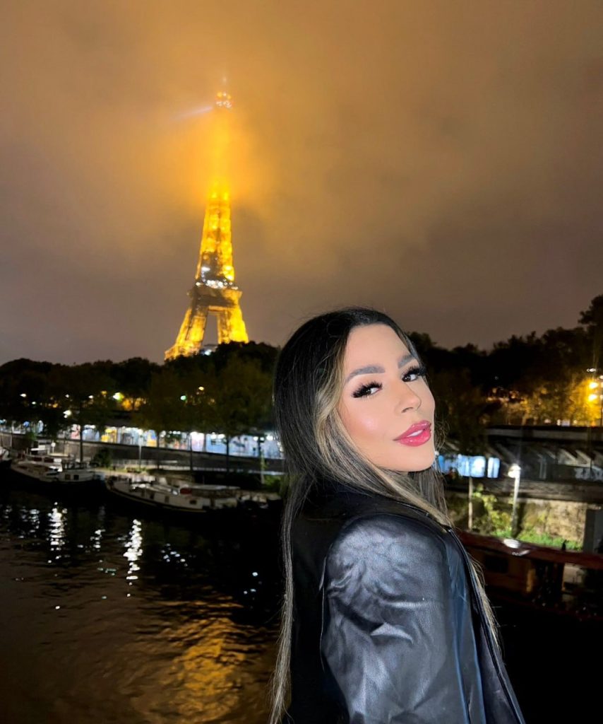 Лучшие эскорт услуги от Лия в Питере