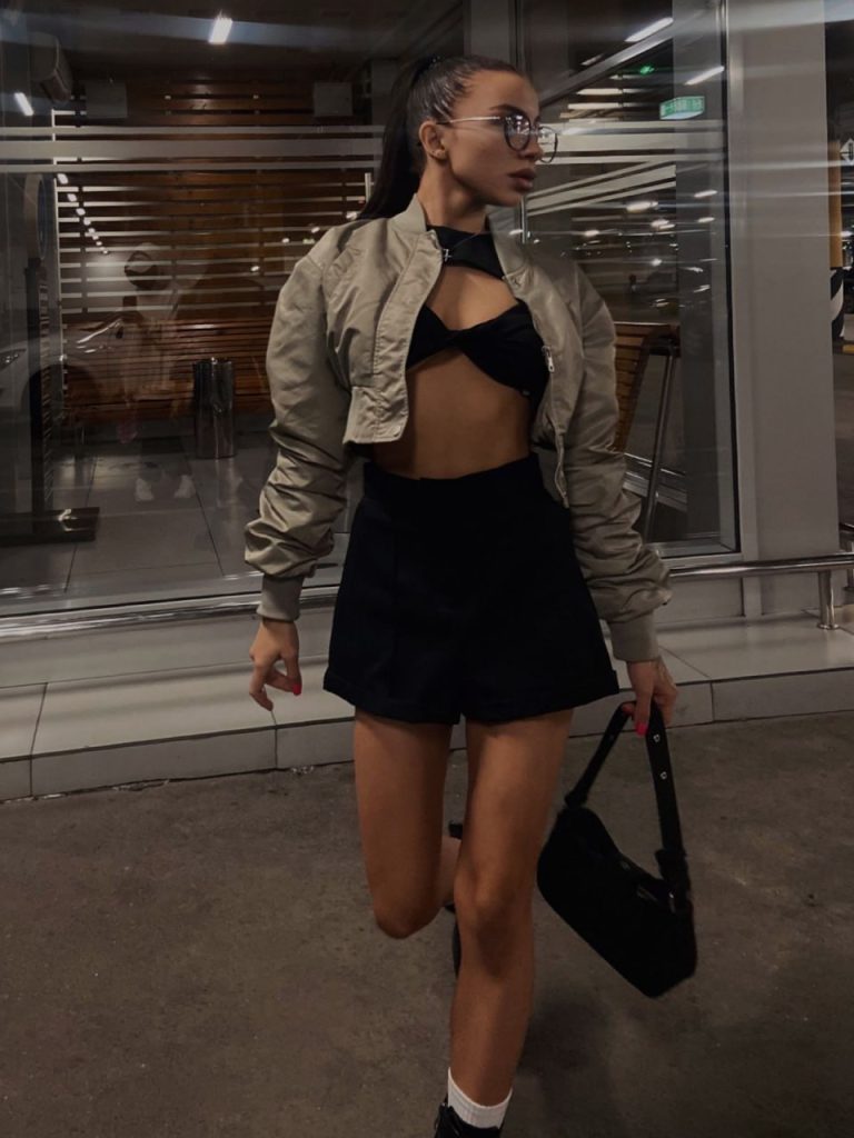 Лучшие эскорт услуги от Мира Питер