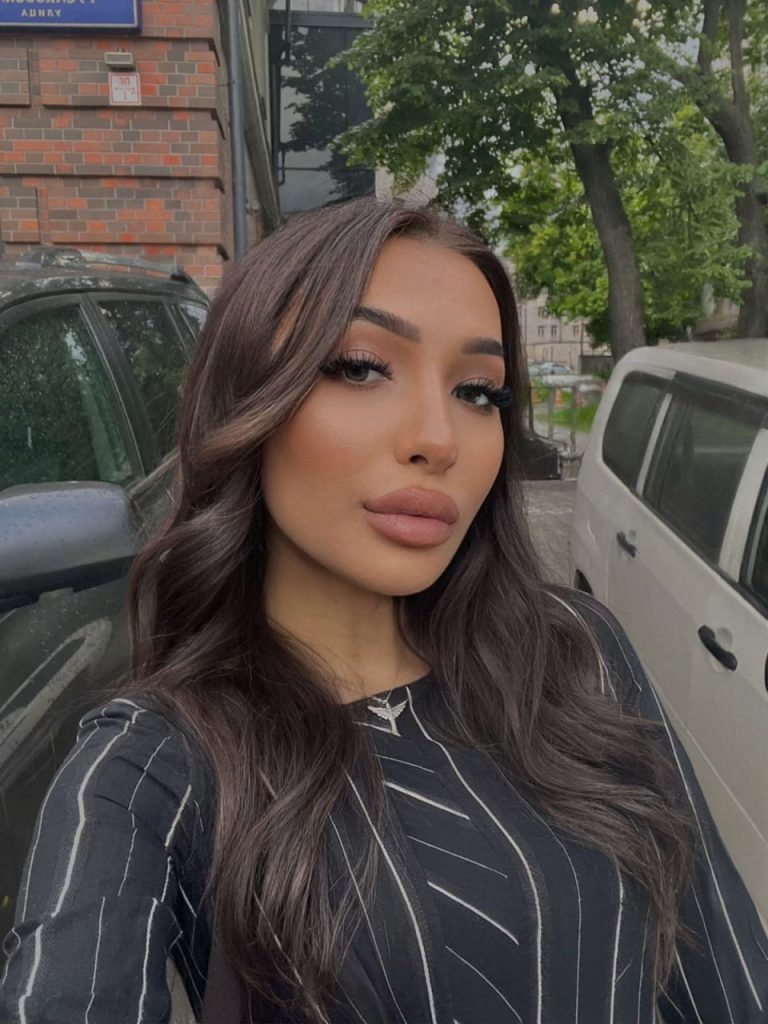 Ночной эскорт от Нона работает в Питере