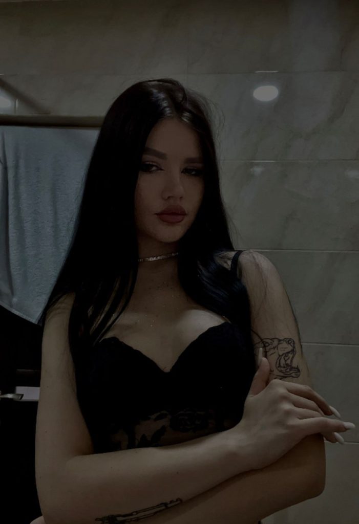 Ночной эскорт от Агния в Питере